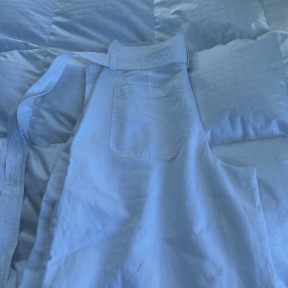 Emily Wide Leg Cotton & Linen
Pants
A.L.C. - Picture 10 of 16